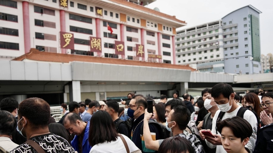 深圳原預計初三至初五為陸路口岸客流量高峰