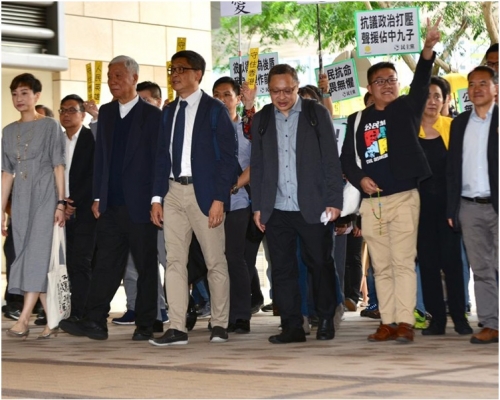 9名被告罪成。