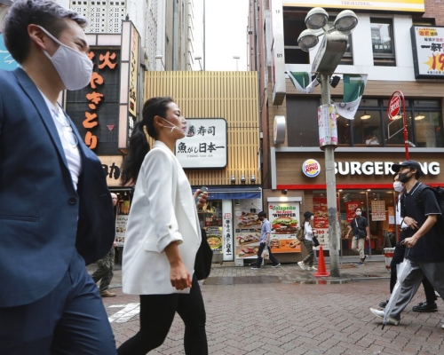日本的緊急狀態將擴大至13個都府縣。AP圖片