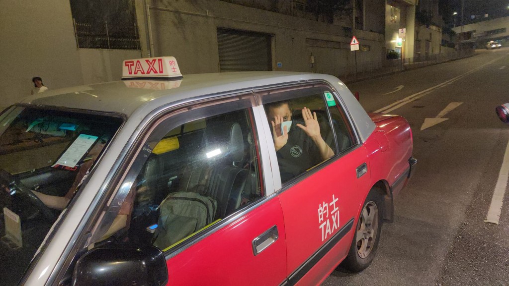 江祥發稱由今日起不再接受任何訪問，亦不會回應與案件相關的任何細節，包括外界關注的保釋條件，以及宏福苑居民早前發起的聯署行動。黎志偉攝