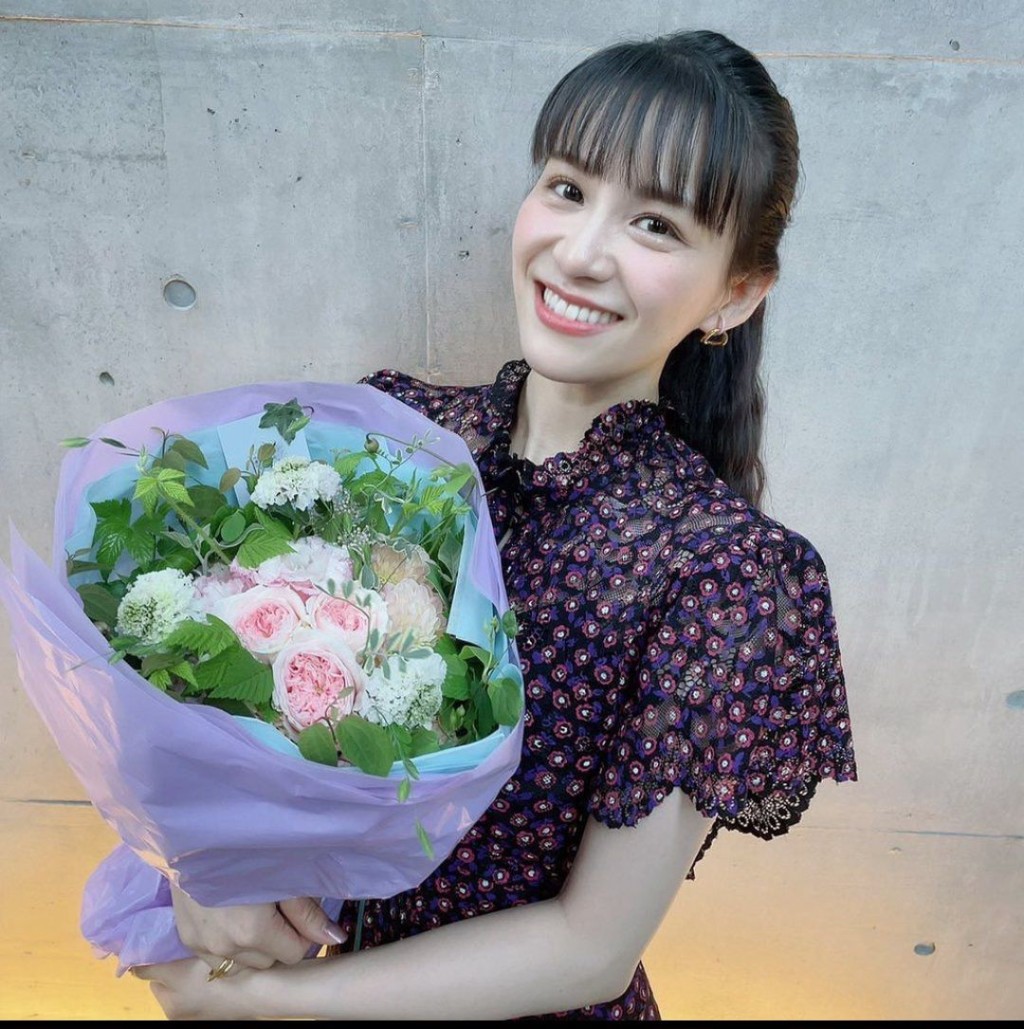 西脇綾香未有宣布是否懷孕,但稱期待做媽媽。 西脇綾香未有宣布是否懷孕,但稱期待做媽媽。