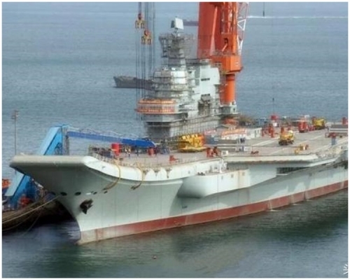首艘國產航空母艦的海試時間提前了約半年。網圖