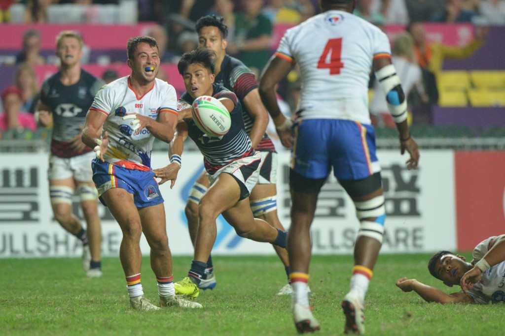 香港戰勝菲律賓擠身四強