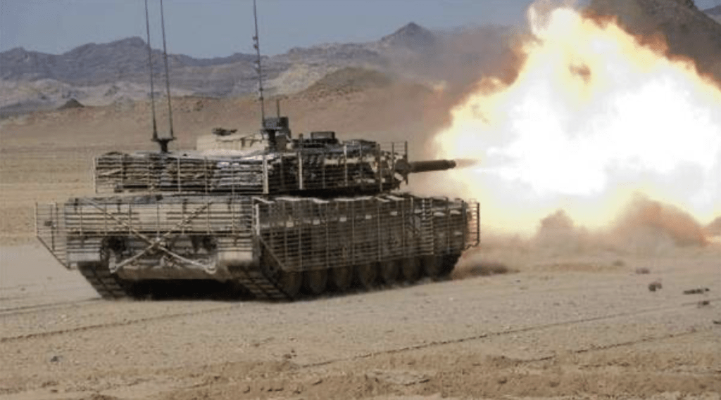 加拿大政府出動豹2A6M坦克對付恐怖份子時，會在外部增加金屬圍欄，以提高戰鬥力。（網上圖片）