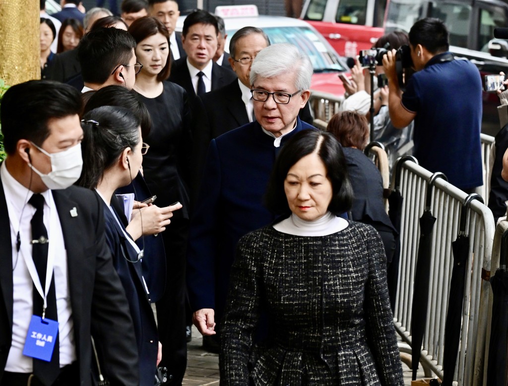 行會召集人葉劉淑儀與多名新民黨成員到場。劉駿軒攝 行會召集人葉劉淑儀與多名新民黨成員到場。劉駿軒攝