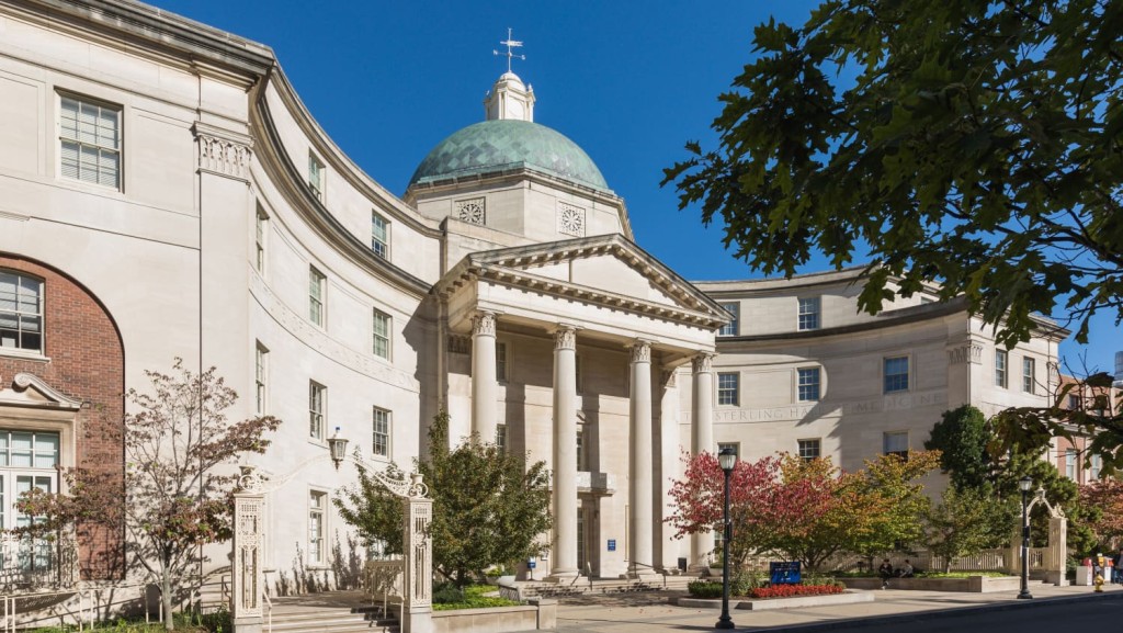 耶魯大學醫學院在招生過程中被指存在種族偏見。Yale Medicine