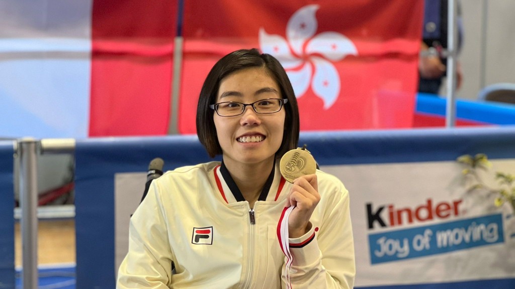  湯雅婷在輪椅劍擊世界盃意大利比薩站奪得銅牌。 香港傷殘人士體育協會圖片
