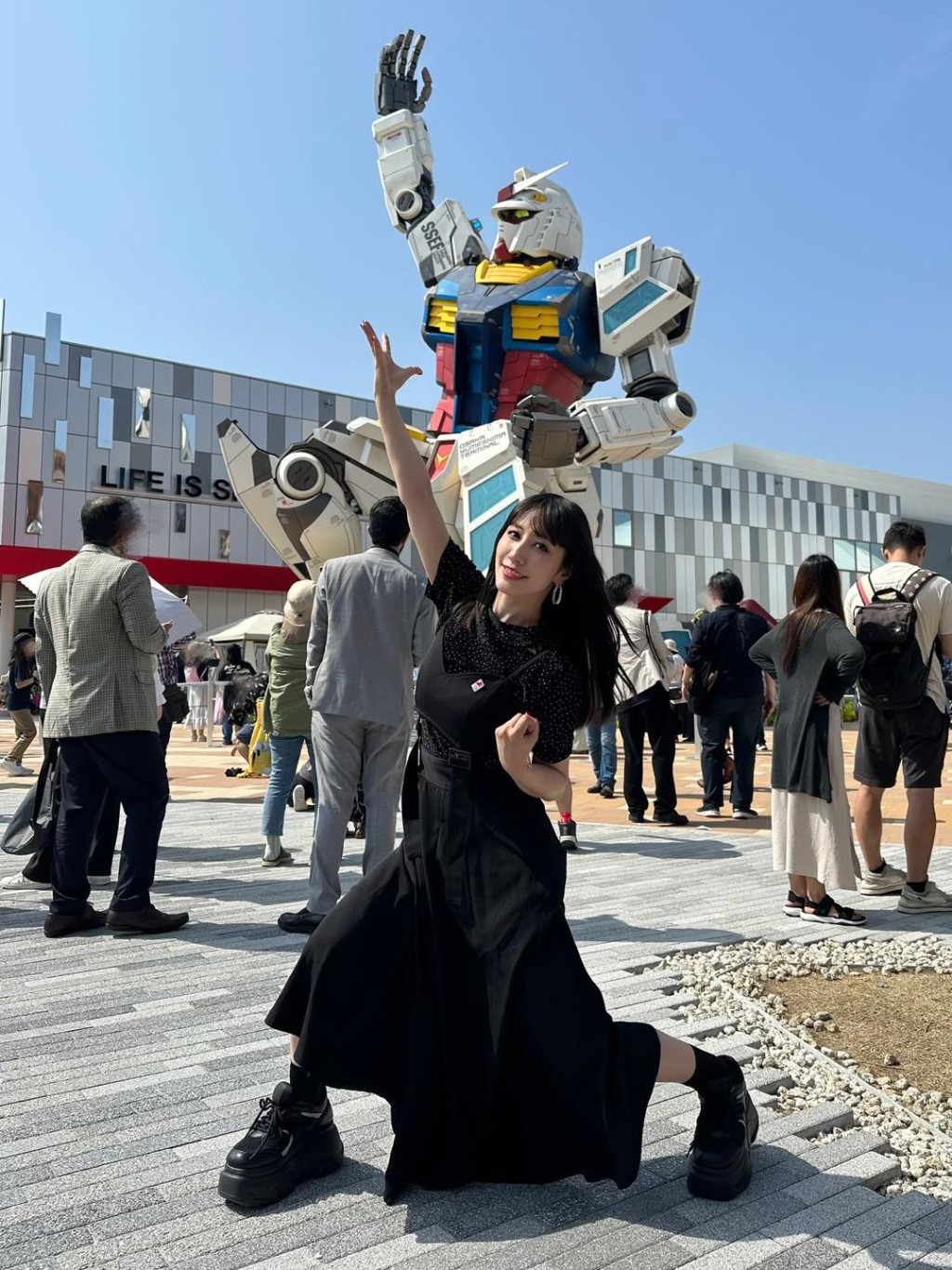 有「高達歌姬」之稱的日本歌手玉置成實
