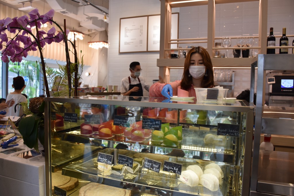 黃婉曼經營之甜點麵包餐廳已結業。