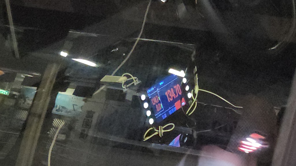 的士由長沙灣開往新田圍邨。黎志偉攝 的士由長沙灣開往新田圍邨。黎志偉攝