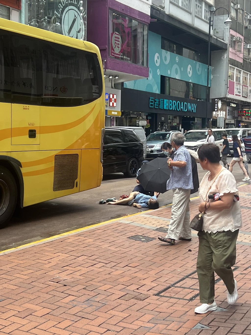 眾安街發生交通事故。fb：香港交通及突發事故報料區