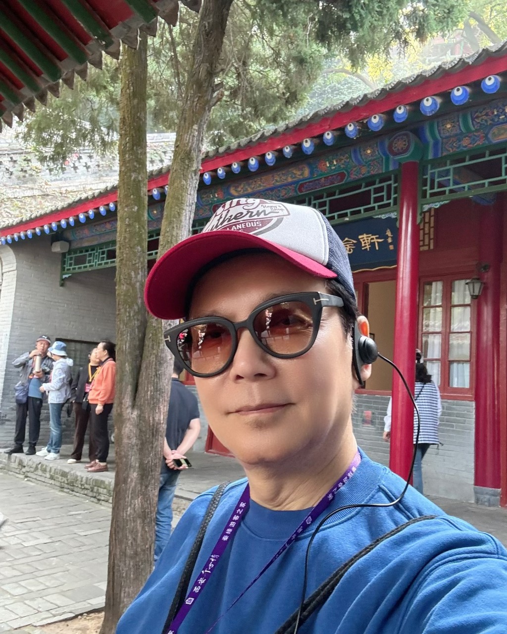 贾思乐近日孖家姐Terry去了西安旅行。