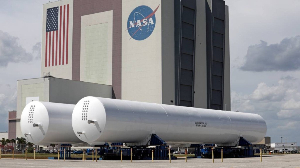 美國太空總署完成「阿提米斯2號」載人繞月任務的飛行準備評審。（法新社）