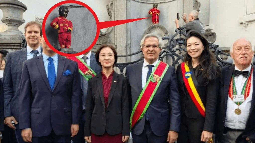 比利時「尿尿小孩」換上中國主題服裝祝賀中國國慶。中國駐比利時使館
