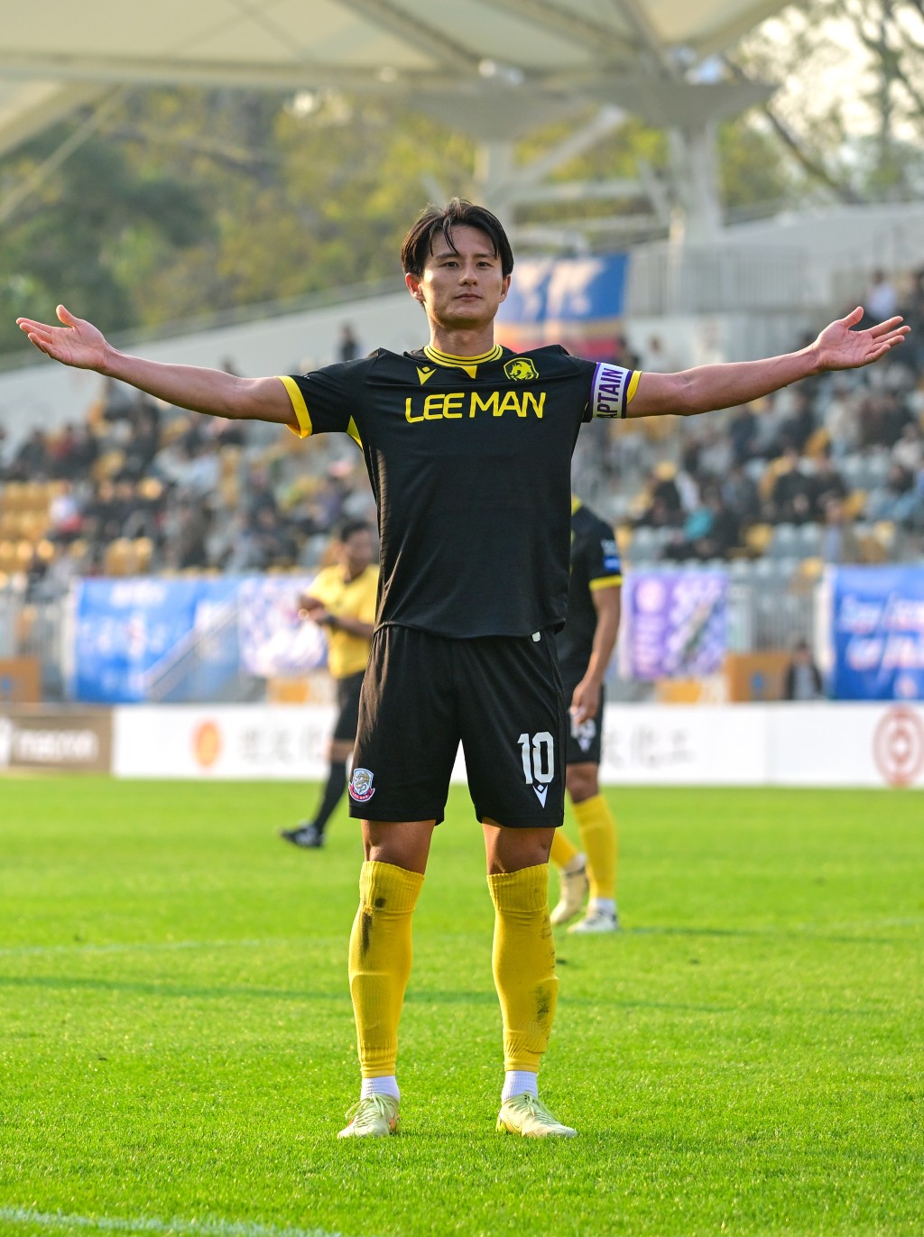 現年33歲的黃威2022年加盟理文,為球會出戰80場貢獻出13球入球和14球助攻。攝影:魏國謙 現年33歲的黃威2022年加盟理文,為球會出戰80場貢獻出13球入球和14球助攻。攝影:魏國謙