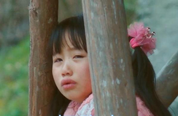 湘西留守儿童“暴躁丽姐”凭《变形计》改写人生，逆袭入港大。