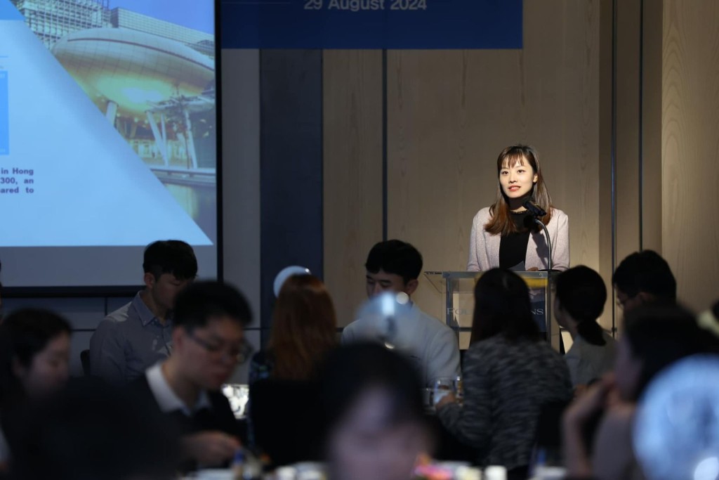 張曼莉於韓國首爾舉辦交流午餐會上，推廣香港作為創科人才樞紐的優勢