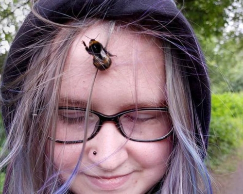 希琳勞與貝蒂十分親密。互聯網圖片