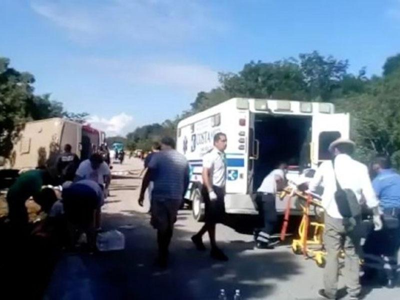 救護人員到場協助搜救。（互聯網圖片）