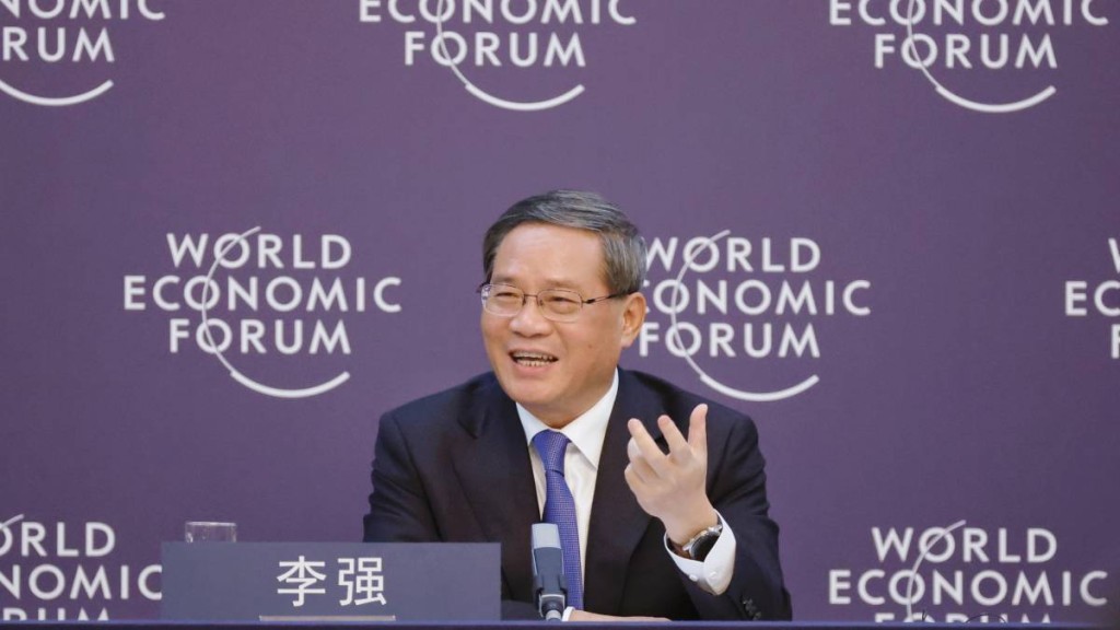 6月27日,國務院總理李強出席世界經濟論壇全球企業家對話會。(中新社)