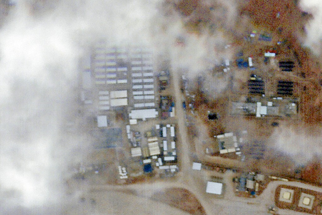 周一拍攝的衛星照片顯示,美軍駐約旦Tower 22基地遭無人機襲擊後部分損毀。