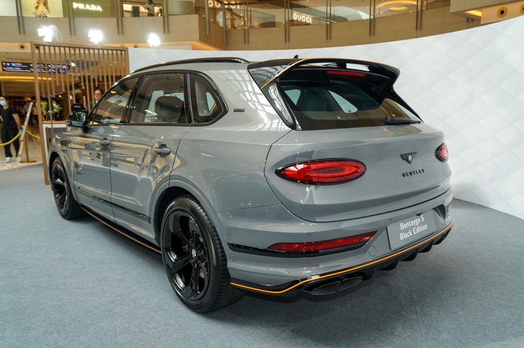 Bentley HK-DCH舉辦The Touch of Mulliner Exhibition:特別版Bentayga S Black Edition展示奢華型格魅力。