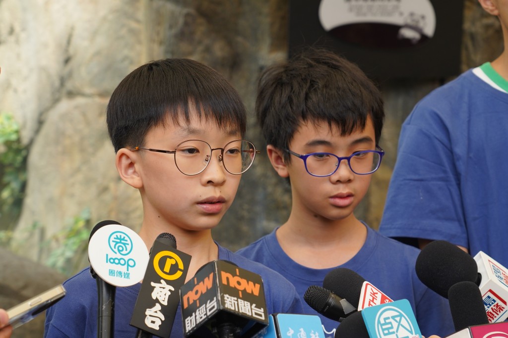 拔萃男書院趙籽翰(左)。葉偉豪攝 拔萃男書院趙籽翰(左)。葉偉豪攝