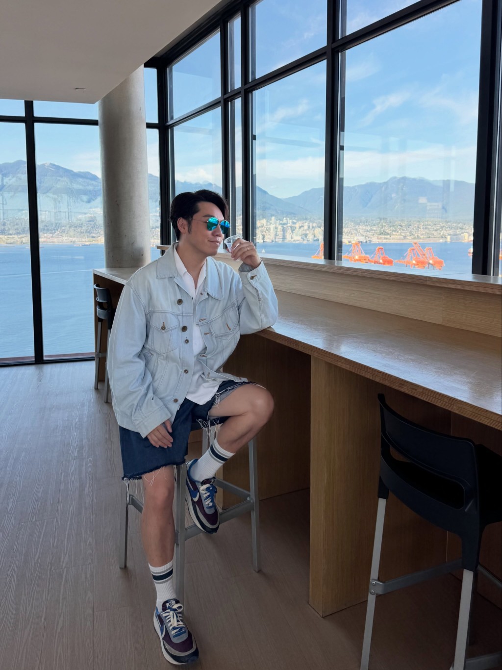 王賢誌移居加拿大後，轉戰直播平台尋找新發展機會。