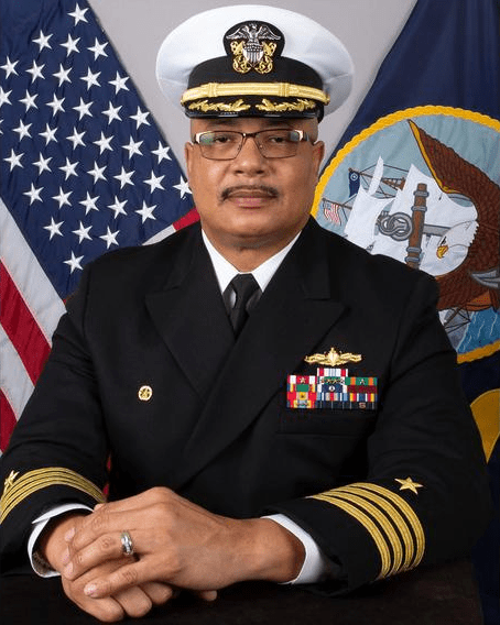 米切爾上校加入海軍逾30年，累積不少功勞。（美國海軍）