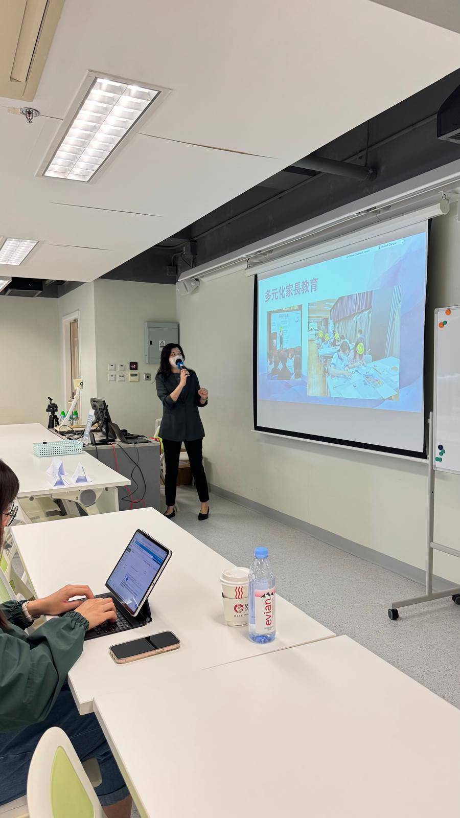 擁有26年教學經驗的中學輔導主任Christina指出，輔導SEN學童工作最困難之處在於平衡各個學生的需求，以及配合整個系統的標準，必須讓各方理解及信服做法公平公正。(受訪者提供)