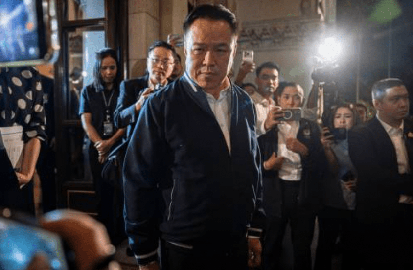 泰国总理兼内政部长阿努廷周二晚间回应事件时强调，柬埔寨境内赌场并不属于泰国司法管辖范围，但若相关场所被用作网络诈骗或犯罪行动的掩护，泰国有责任加以处理。法新社