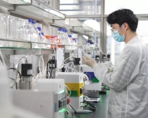 中國企業三葉草生物自主研發新冠候選疫苗，據稱對Delta保護效力達79%。（三葉草生物提供圖片）