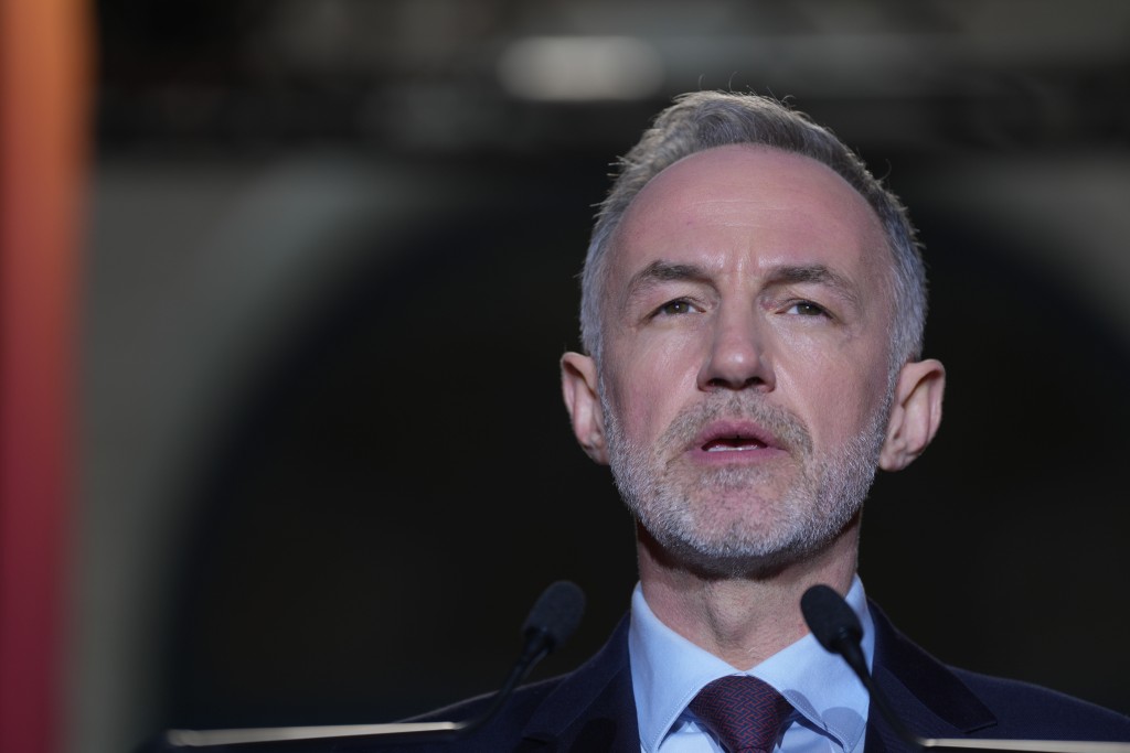 格雷瓜爾強調巴黎面臨多項優先任務。美聯社