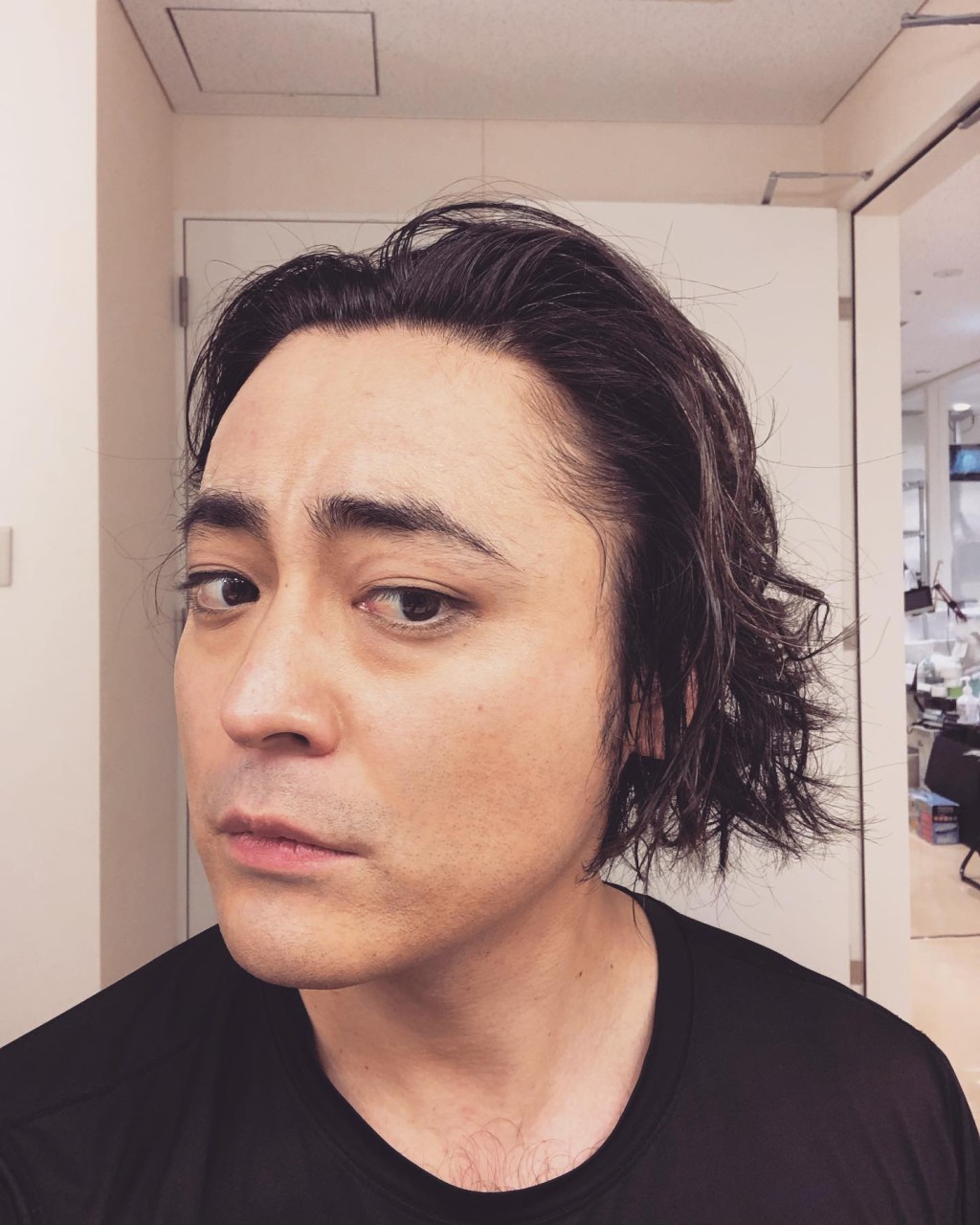 山田孝之表示很高興終於能與好友松本潤合作。