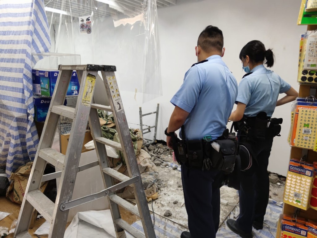 警方在現場調查。梁國峰攝