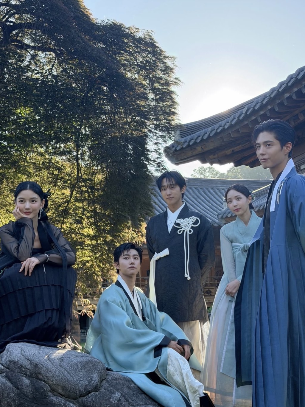 韓劇《雲畫的月光》在播出滿10周年之際，以特別企劃綜藝《再次雲畫的月光》感動回歸！