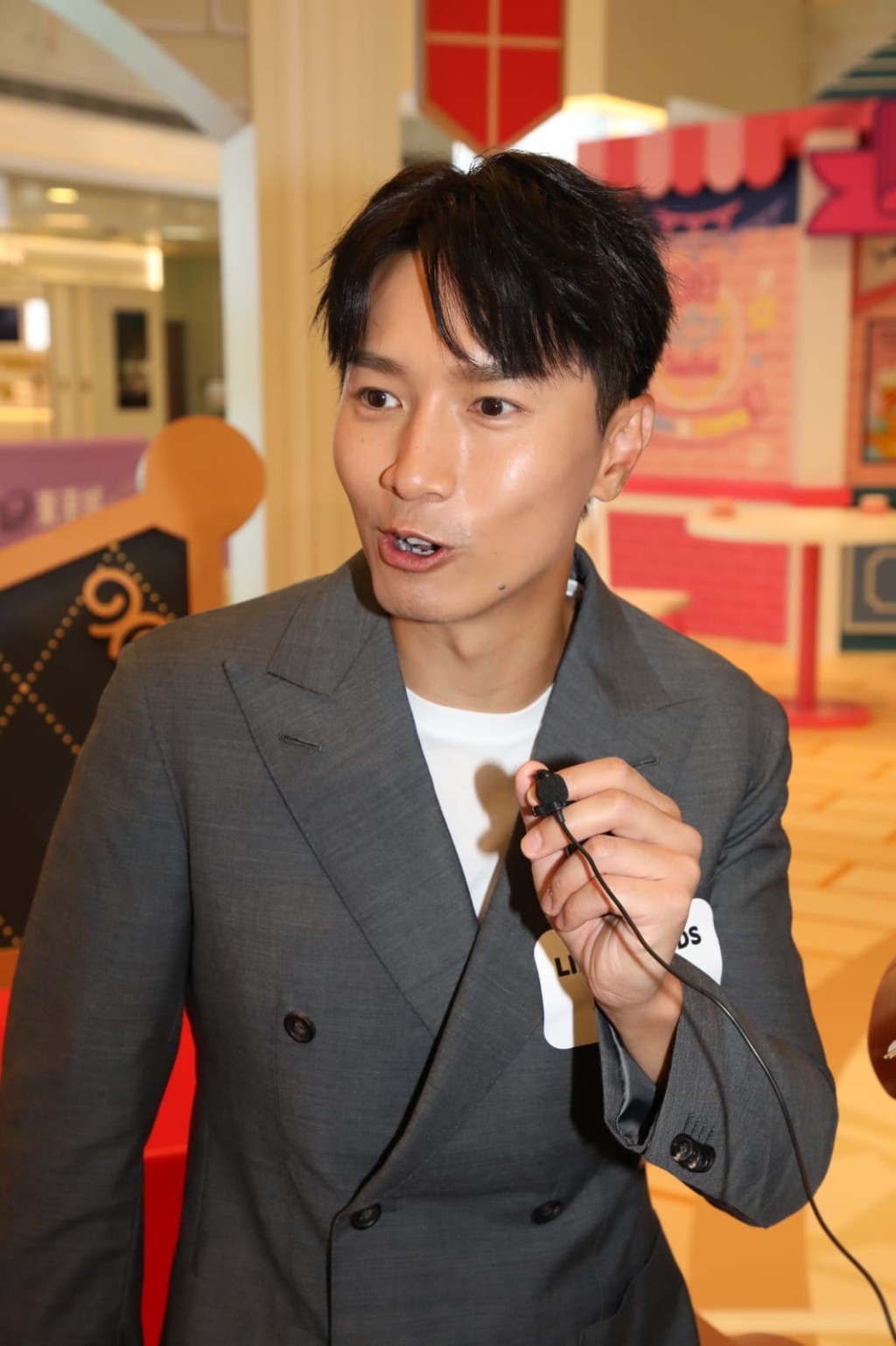Jason笑指若被取笑矮,將來就會後生過取笑你的人。