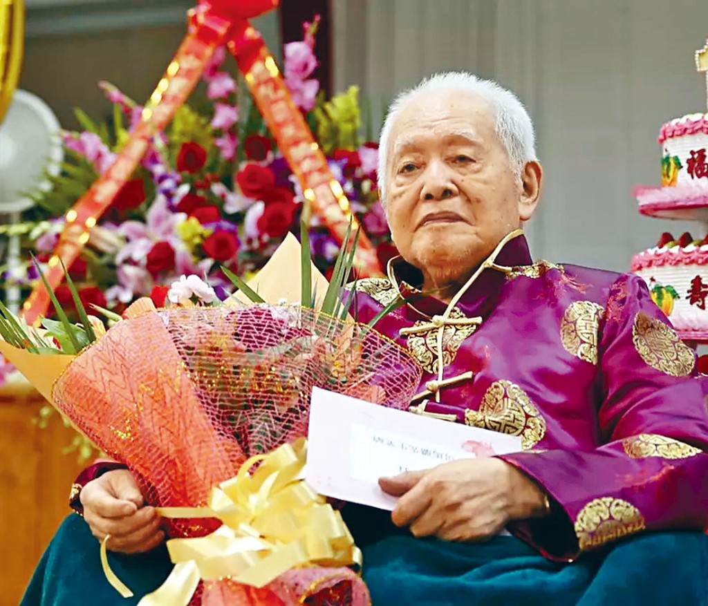 司馬璐在美國紐約去世。