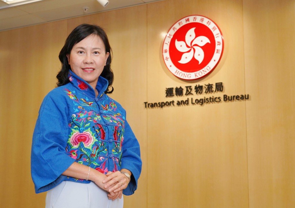 陳美寶表示,運輸及物流局以維護國家安全為重要職責,使香港國際航運中心及航空樞紐的地位更加穩固。葉偉豪攝 陳美寶表示,運輸及物流局以維護國家安全為重要職責,使香港國際航運中心及航空樞紐的地位更加穩固。葉偉豪攝