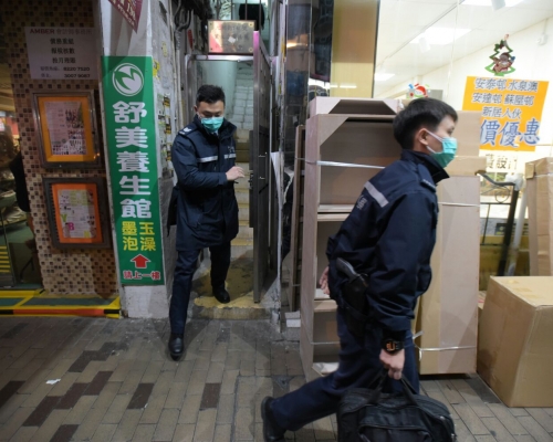警方到場調查。黃文威攝