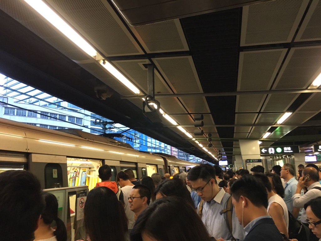 讀者提供