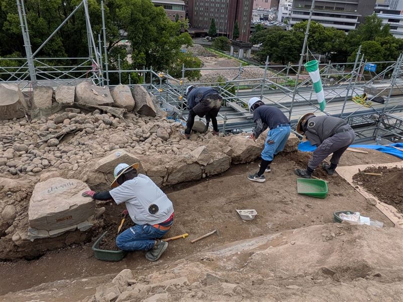 熊本城坍塌石墙仍持续施工中。熊本城X