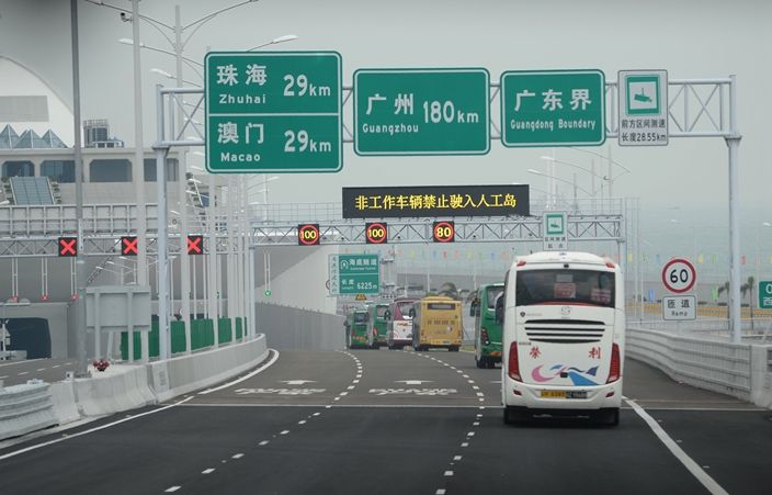 「港车北上」政策即将实施，由2023年6月1日9时起开始接受香港车主申请。