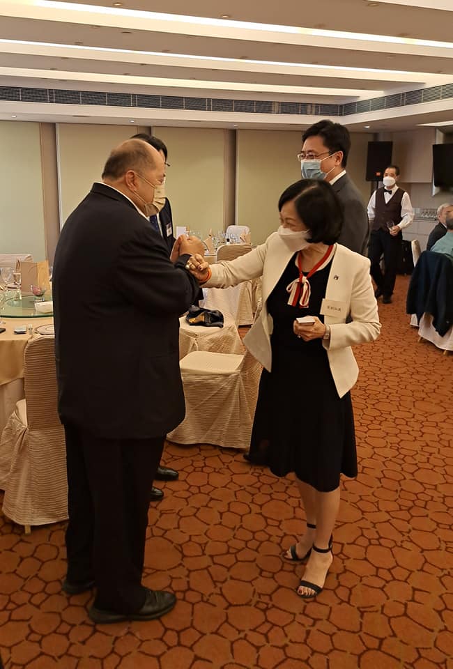 叶刘淑仪出席香港金融行业志同会员联谊晚宴。叶刘FB