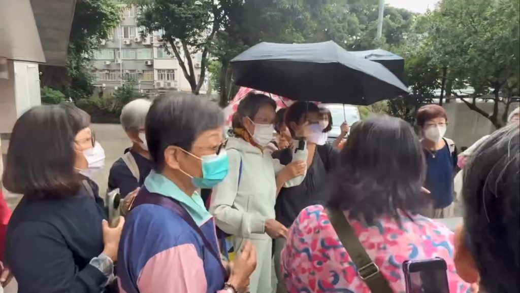 陳寶珠與影迷親切交流如老朋友。