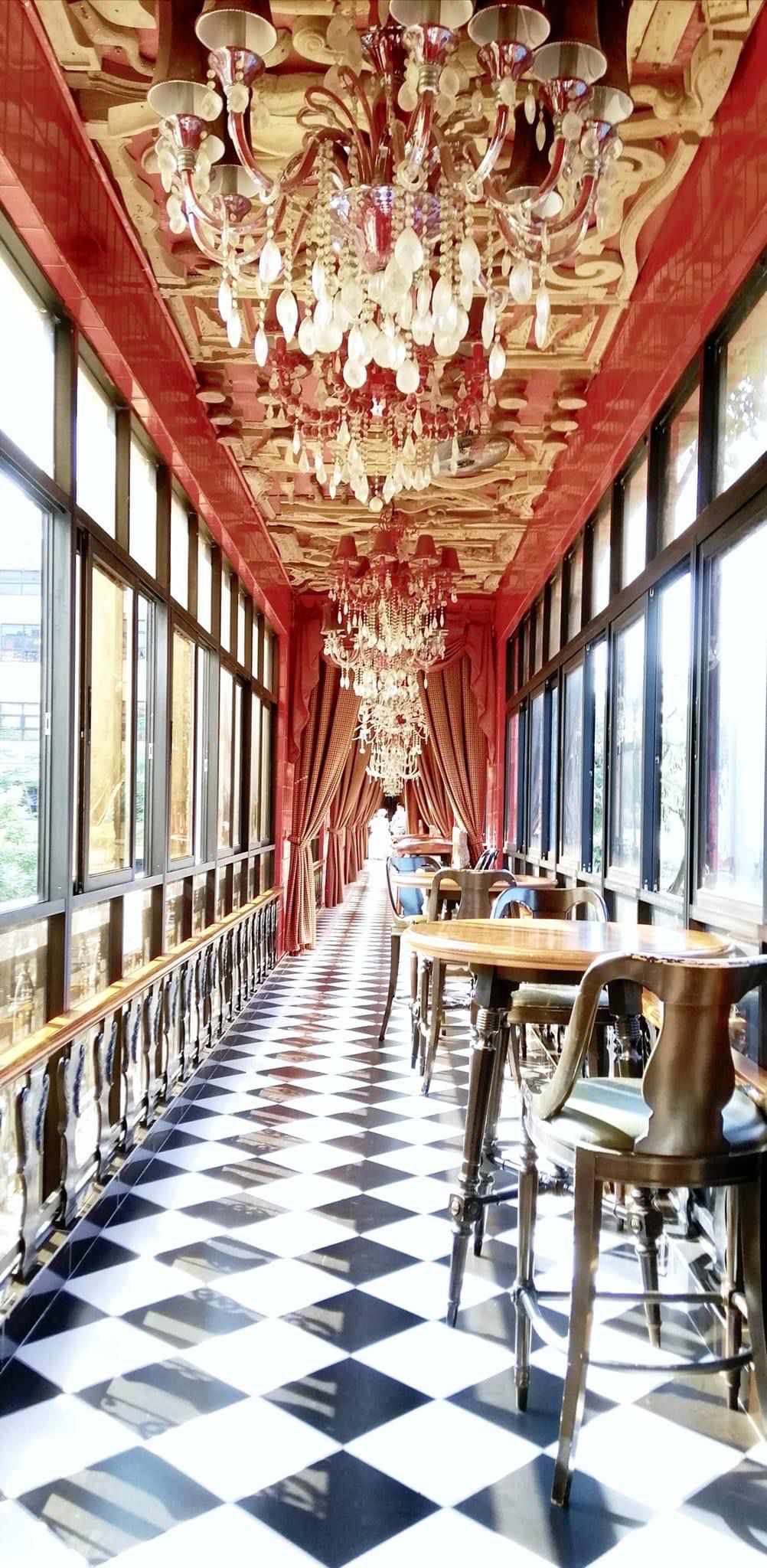  宮殿藝術長廊，一共分三層（圖片來源：Facebook@深圳大灣區國內吃喝玩樂開心分享區）
