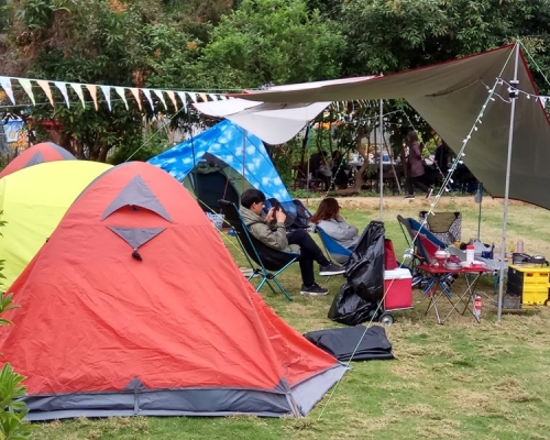 不少港人假日都會到郊野公園露營。資料圖片