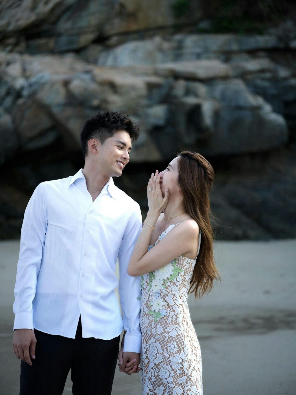 何廣沛自言與未婚妻感情極佳,就算有意見相異也能坐低慢慢傾。 何廣沛自言與未婚妻感情極佳,就算有意見相異也能坐低慢慢傾。