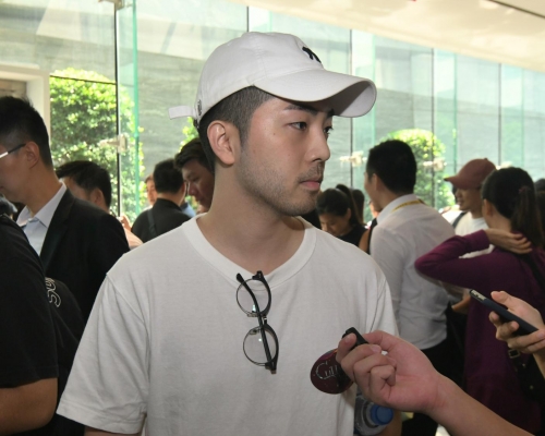 陳先生預期樓價長遠續升。