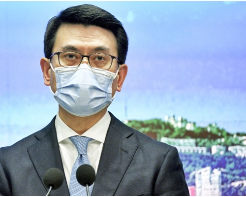 邱騰華就美國對香港貨品產地來源標記的新規定會見傳媒。資料圖片